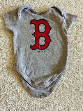 🦋Red Sox Gray Onesie